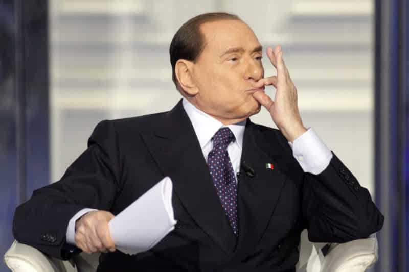 Silvio Berlusconi studocu l’Università degli Studi di Milano quali celebrità hanno frequentato l’UniMi